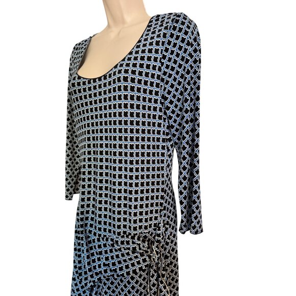 Max Studio Stretchy Mock Wrap Size Large Print Dress 3/4 Sleeve Blue Scoop Neck - Picture 8 of 8